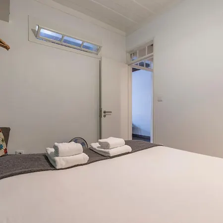 Apartment Traditional Alfama By Lovelystay Lisbon